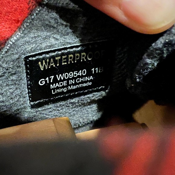 Cole Haan Black Red Lace Up Ankle Boot Shoes Waterproof Size 11B - Picture 5 of 11